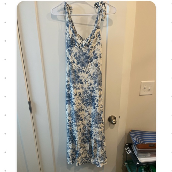 Reformation Nikia Olympia Blue and White Floral Midi Dress - Picture 3 of 3